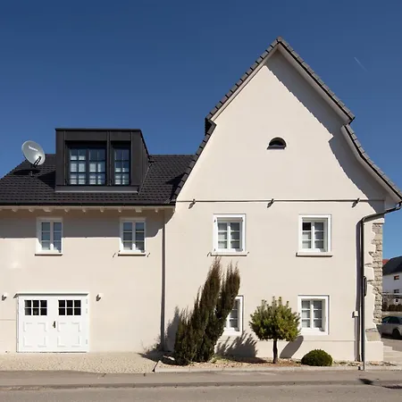 Seehaus - Seerosen Allensbach